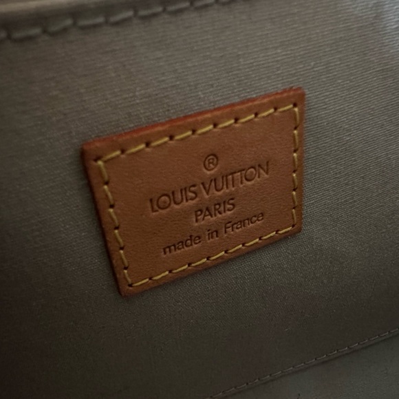 Louis Vuitton Yellow Monogram Vernis Roxbury Drive 2Way Handbag - Picture 12 of 14